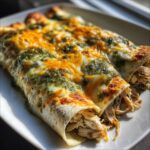 Enchiladas z kurczakiem i salsą verde