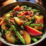 Sałatka z nektarynek z chili, ogórkiem, zieloną fasolką i pancettą